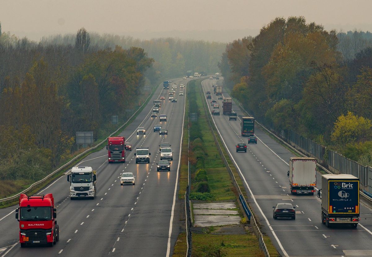 Ősszel folytatódik az M7-es felújítása