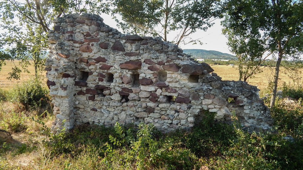 Bakancslistás helyek a Balaton körül – Pusztapalotarom, Köveskál