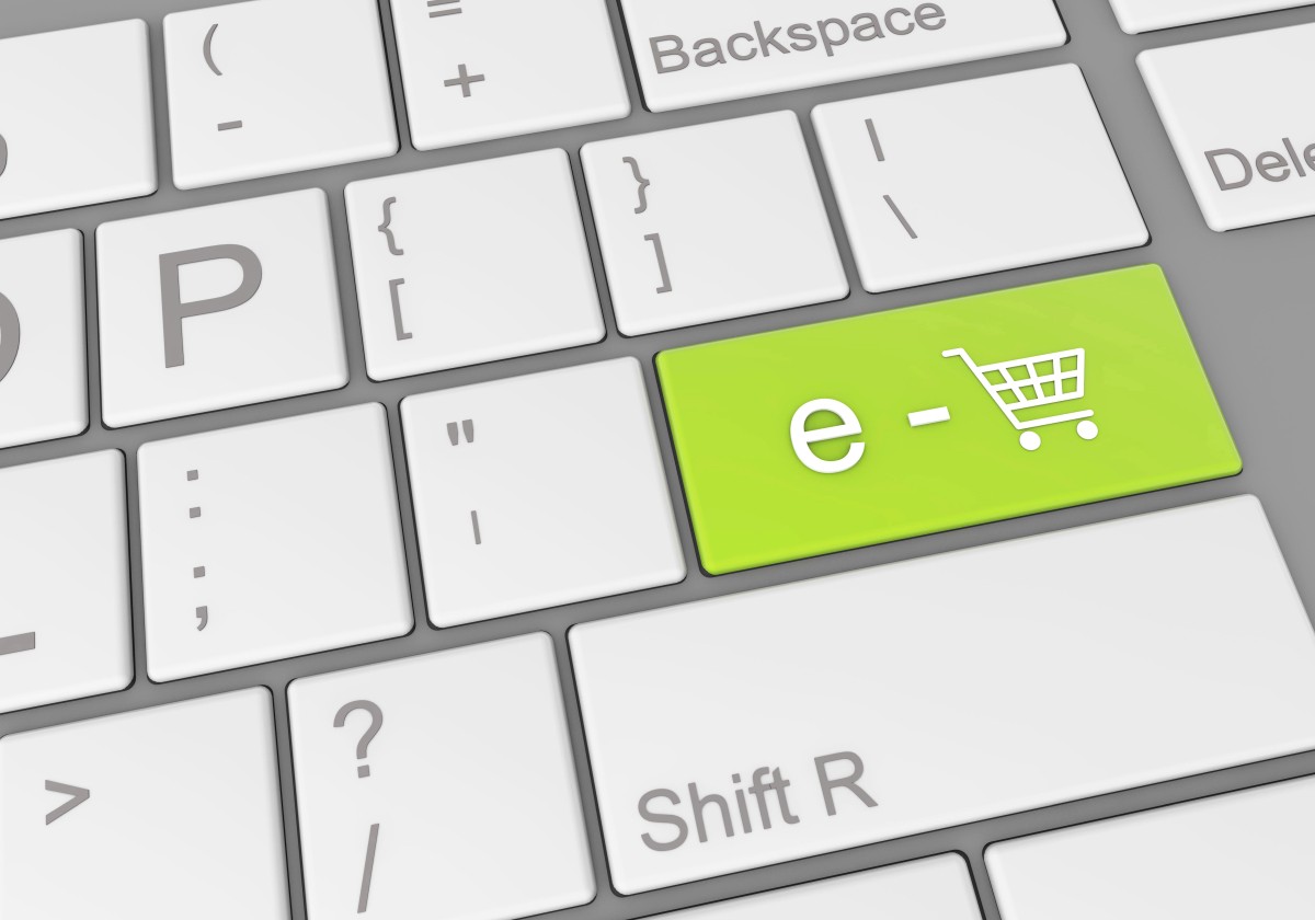 Megéri webshopot bérelni, vagy jobb létrehozni egy saját online áruházat?