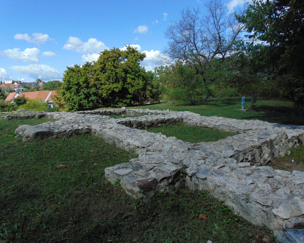 Bakancslistás helyek a Balaton körül – Szent Miklós templomrom, Veszprém