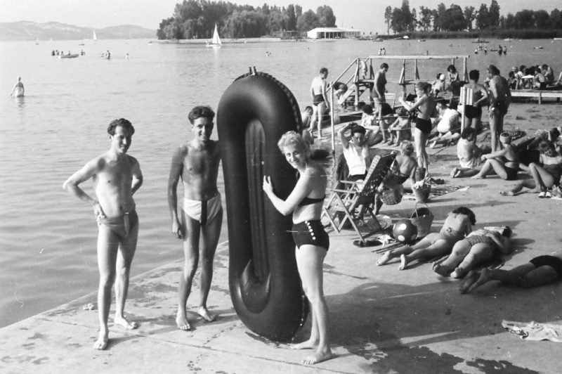 Ezek lettek a Balaton legjobb strandjai, kiosztották a Kék Hullám Zászló minősítéseket