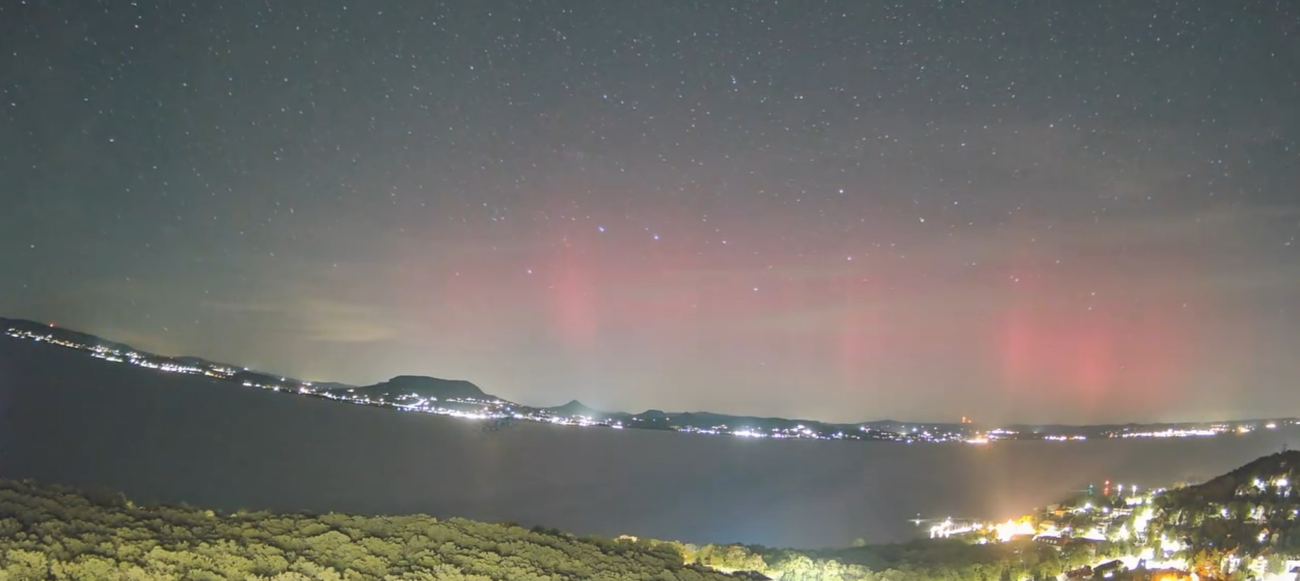 Ismét felragyogott az aurora borealis a Balaton felett