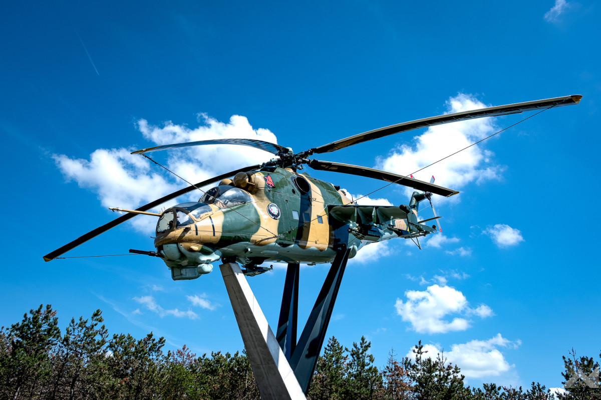 Bakancslistás helyek a Balaton körül – Mi-24 harcihelikopter emlékmű, Veszprém