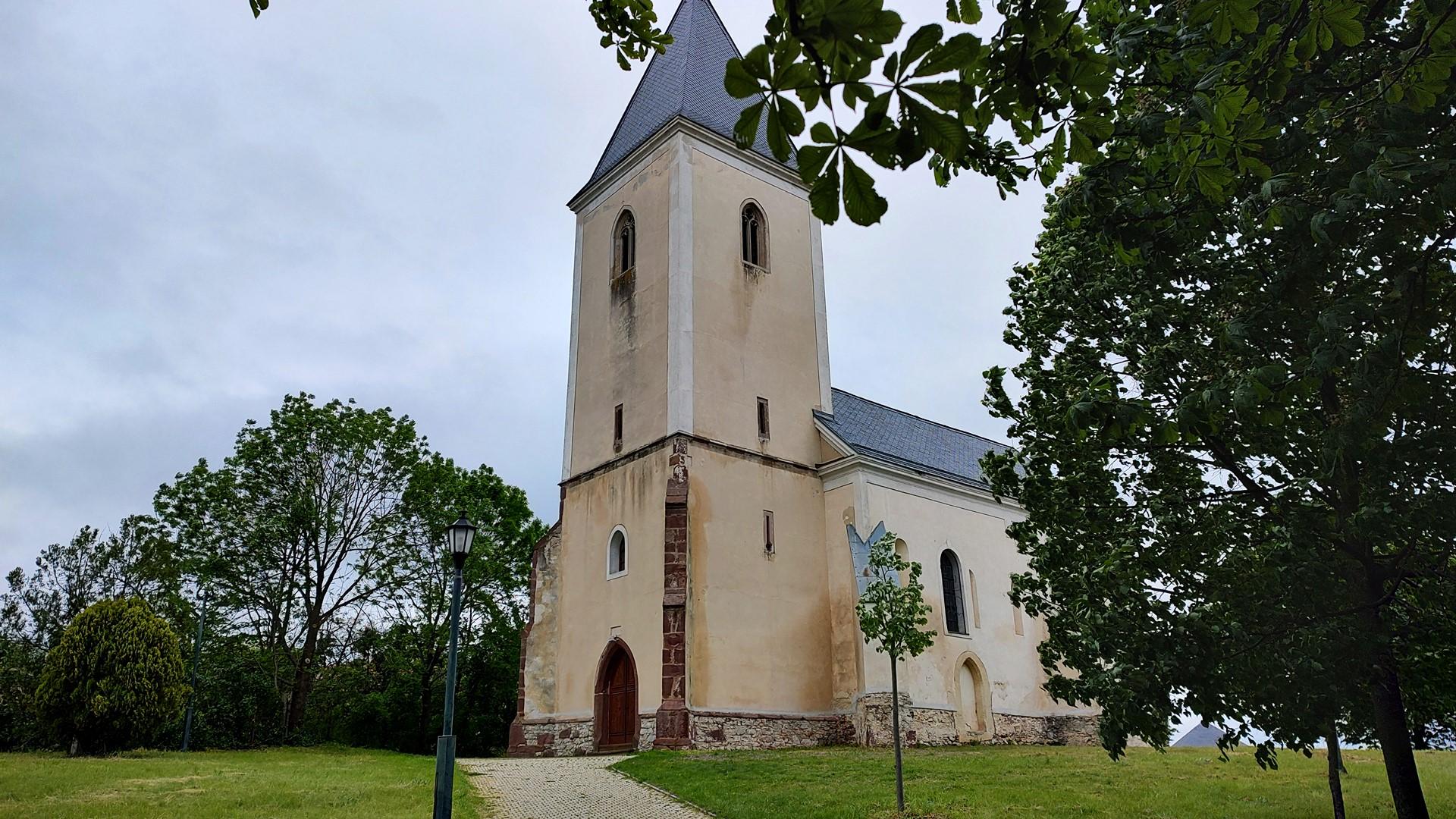 Bakancslistás helyek a Balaton körül – Szent István Király Templom, Szentkirályszabadja