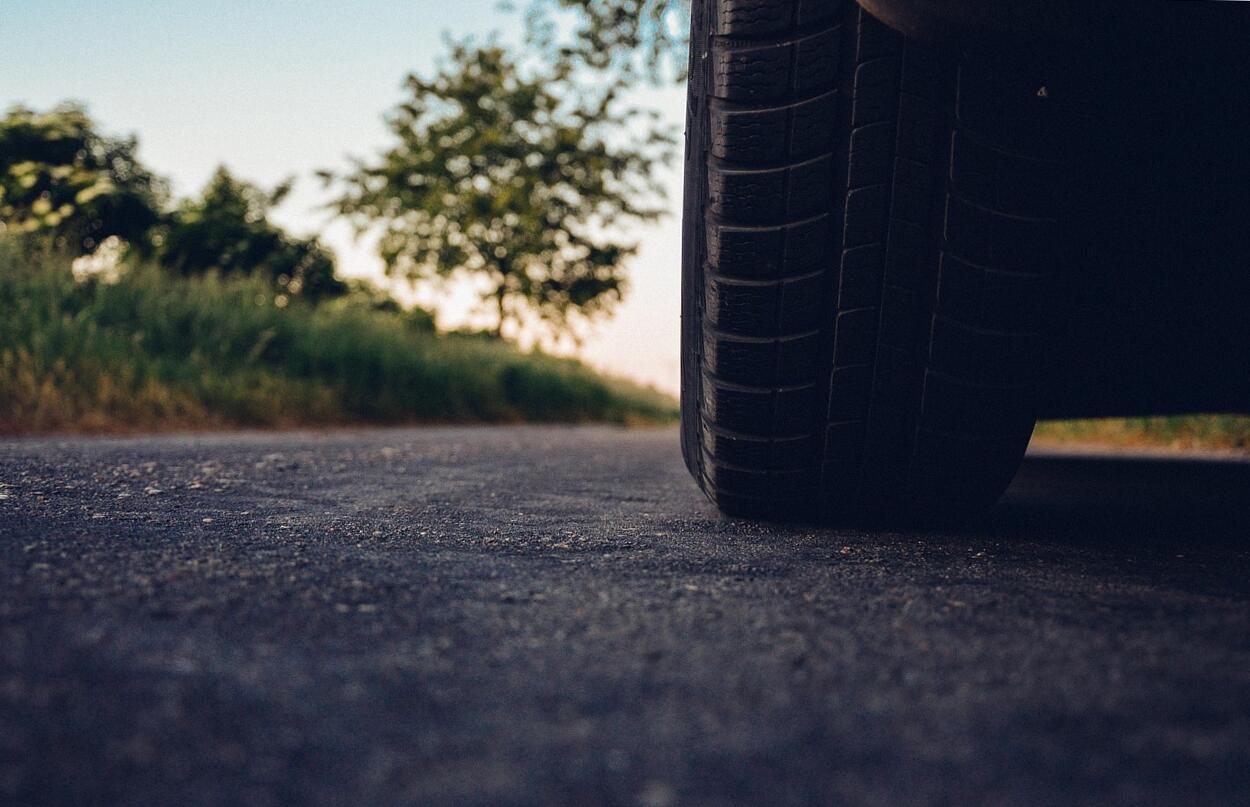 Az ideális autógumi kiválasztása: tanácsok és lehetőségek
