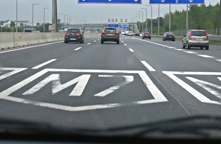 Ősszel újraindulnak a burkolatcserék az M7-es autópályán