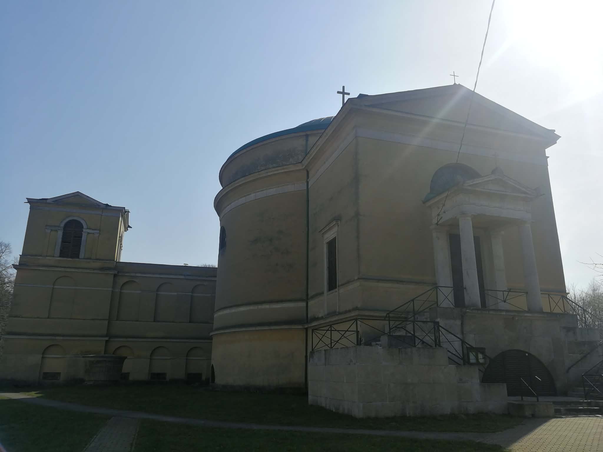 Bakancslistás helyek a Balaton körül – Esterházy-mauzóleum és Szent Kereszt felmagasztalása templom, Ganna