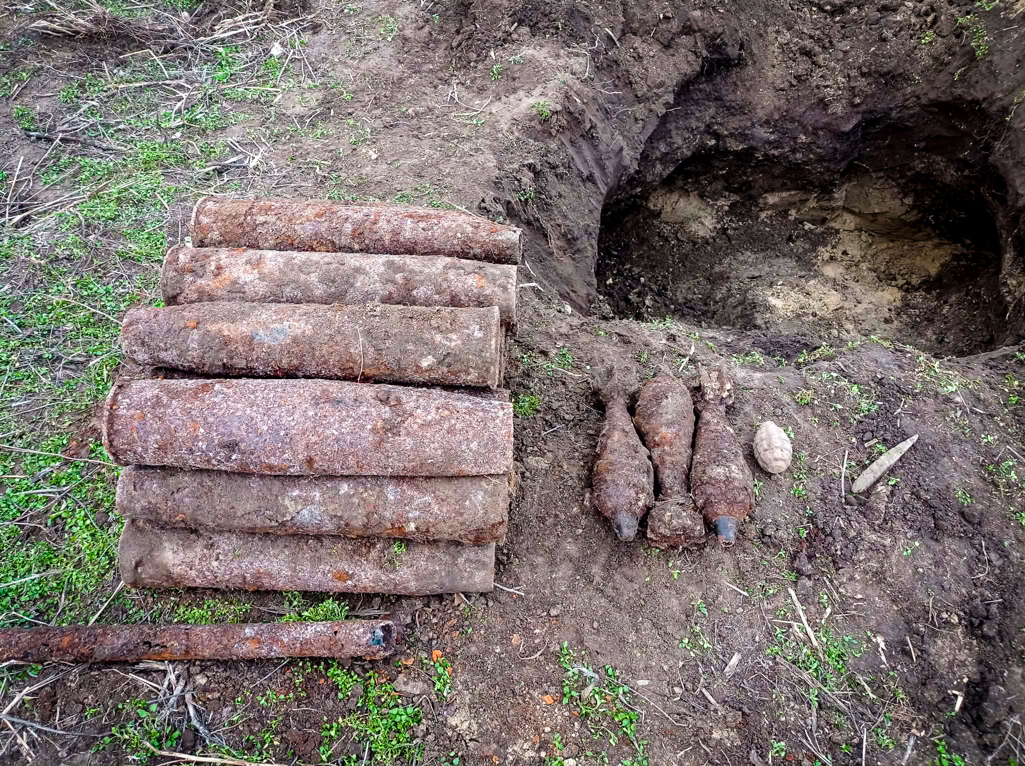 Második világháborús  szovjet kézigránátok kerültek elő egy sárkeresztúri kertből