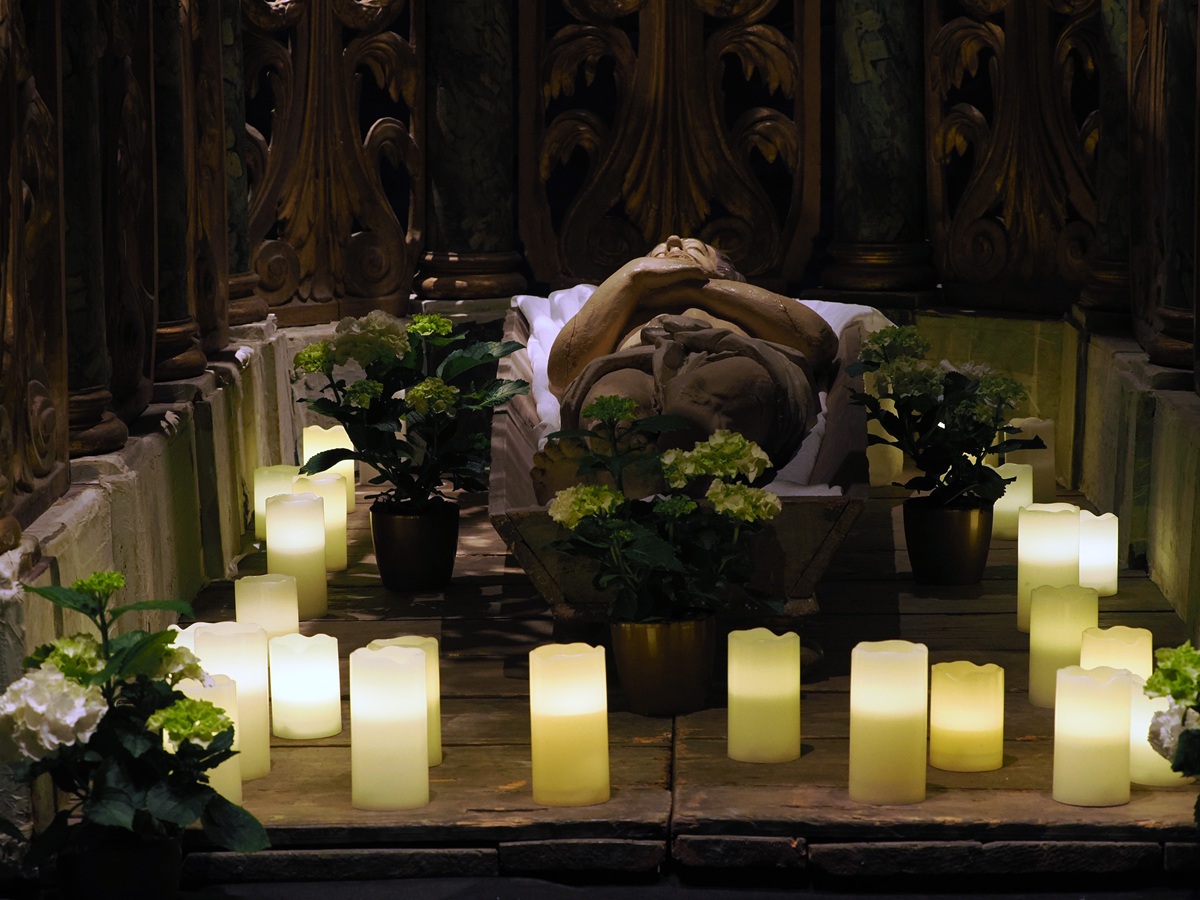 Elkészült a jeruzsálemi Szent Sír barokk másának restaurálása, húsvétkor már felújított állapotban tekinthető meg a veszprémi várban