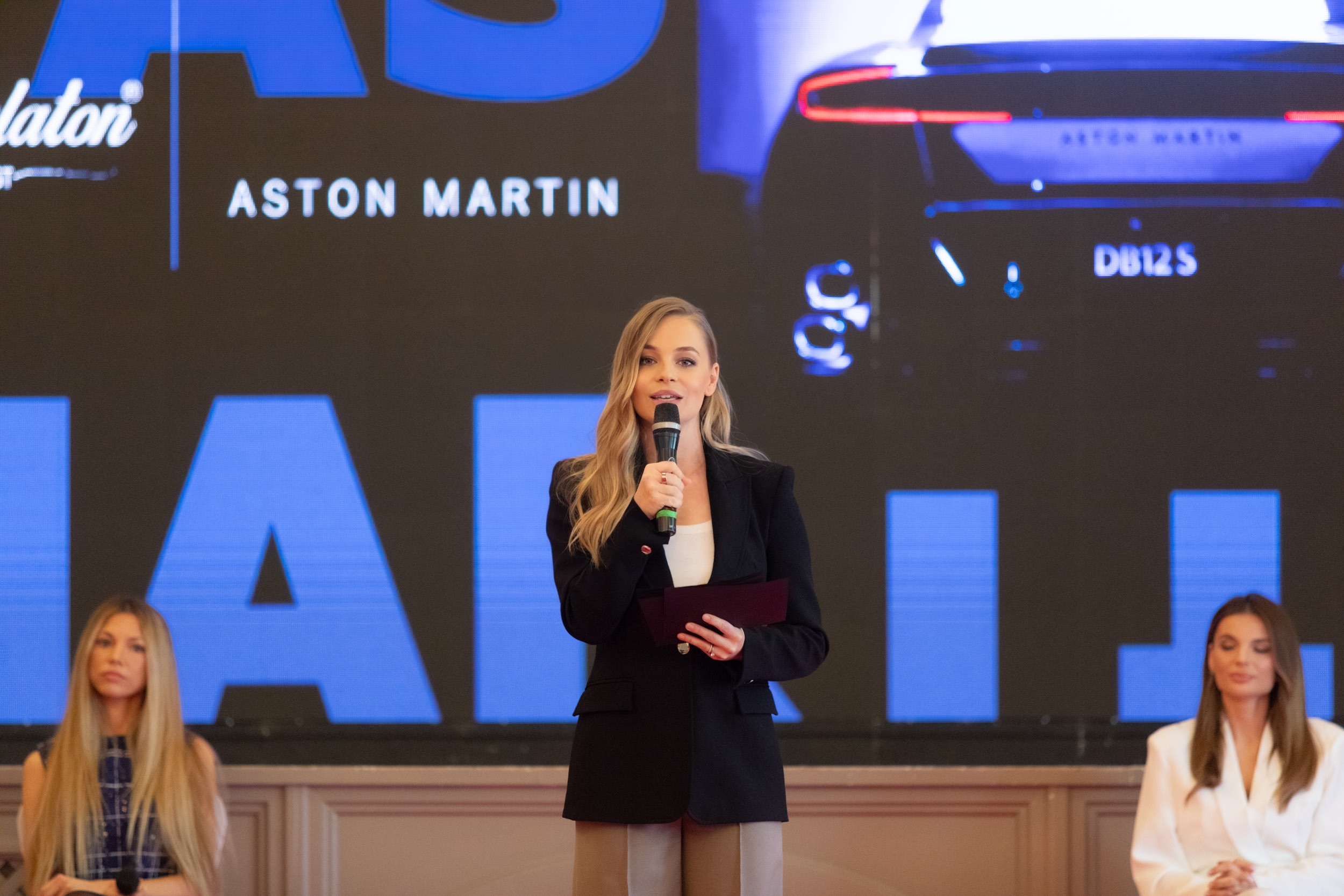 Új királynőjét keresi a Miss Balaton