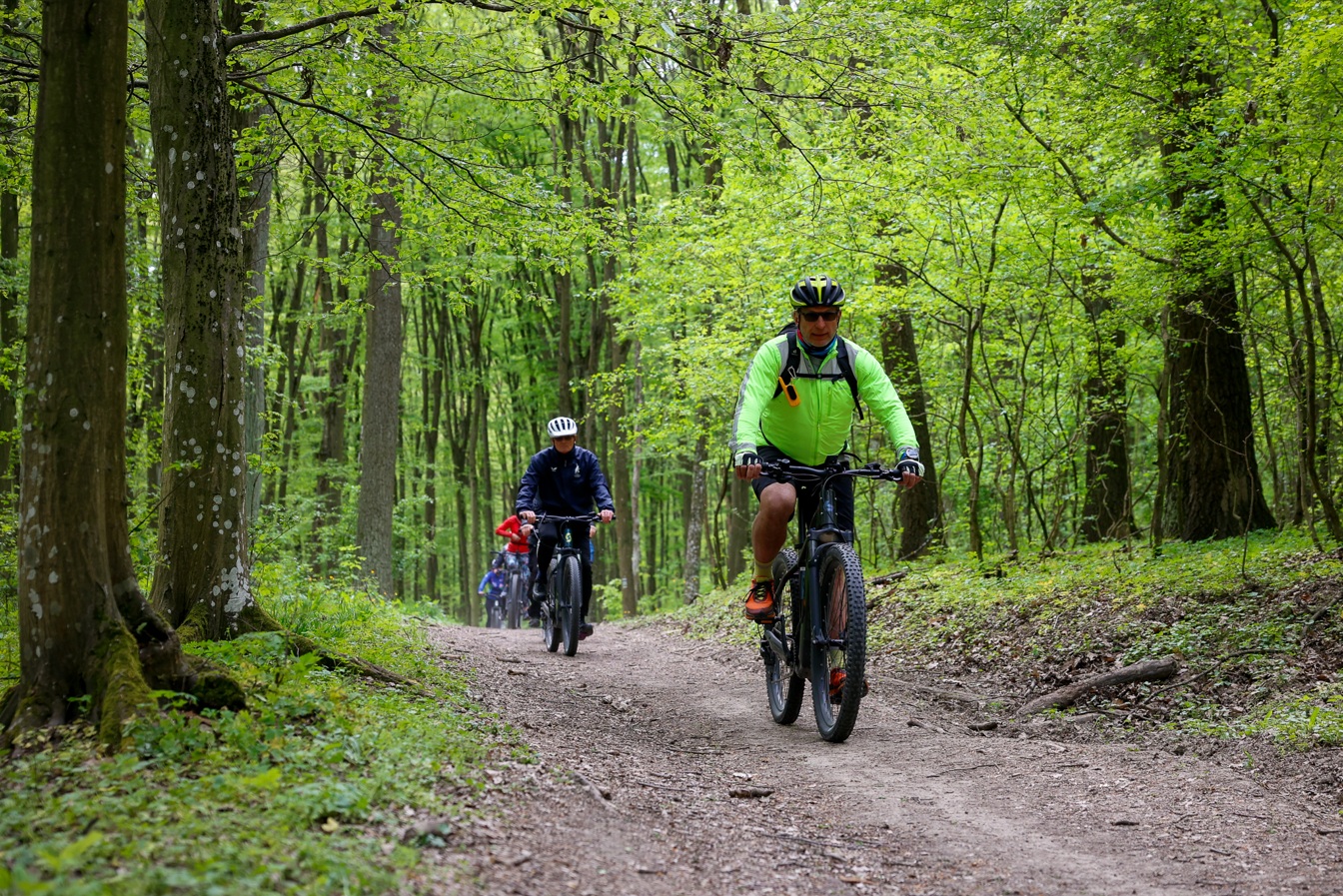 Új, kitáblázott kerékpáros útvonal a Balaton-felvidéken, BalatonBike365 Port nyílt Vigántpetenden