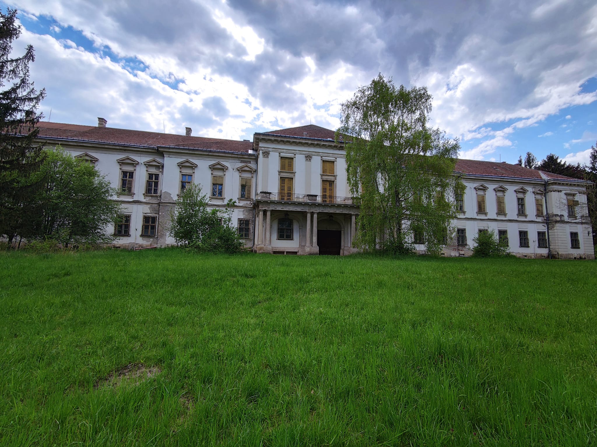 Bakancslistás helyek a Balaton körül – Zichy-kastély, Soponya