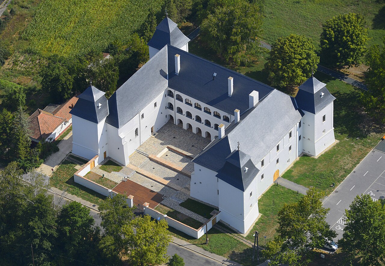 Bakancslistás helyek a Balaton körül – Egervári várkastély