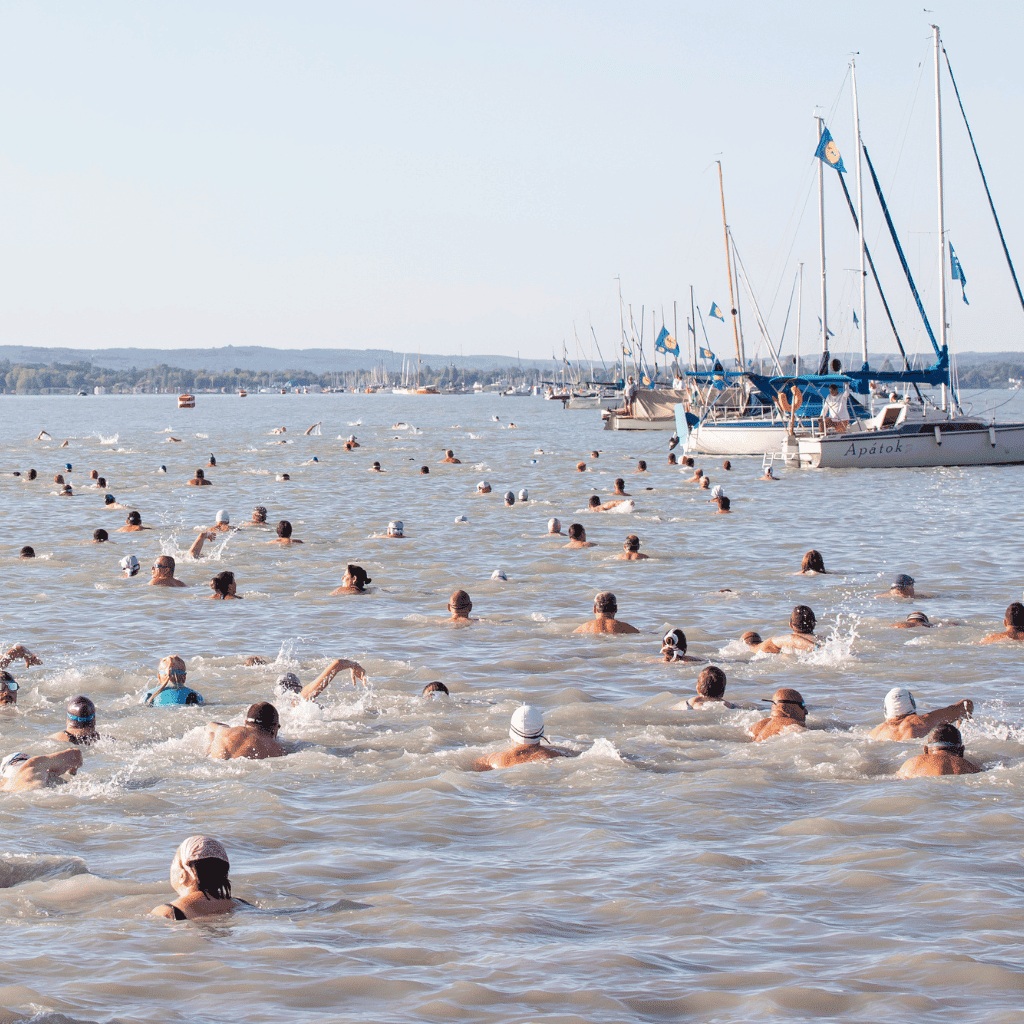 Elmaradt a Balaton-átúszás, most hétvégén pótolhatják