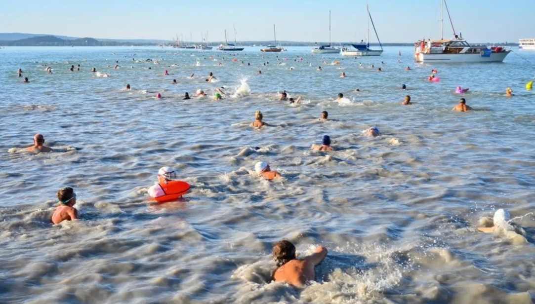 Ma is elmarad a Balaton-átúszás