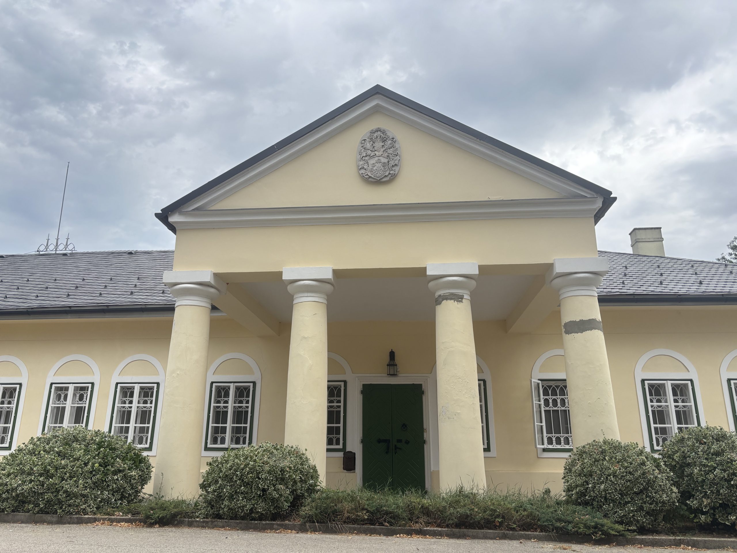 Bakancslistás helyek a Balaton körül – Zichy-Schaller kúria, Úrkút-Zsófiapuszta